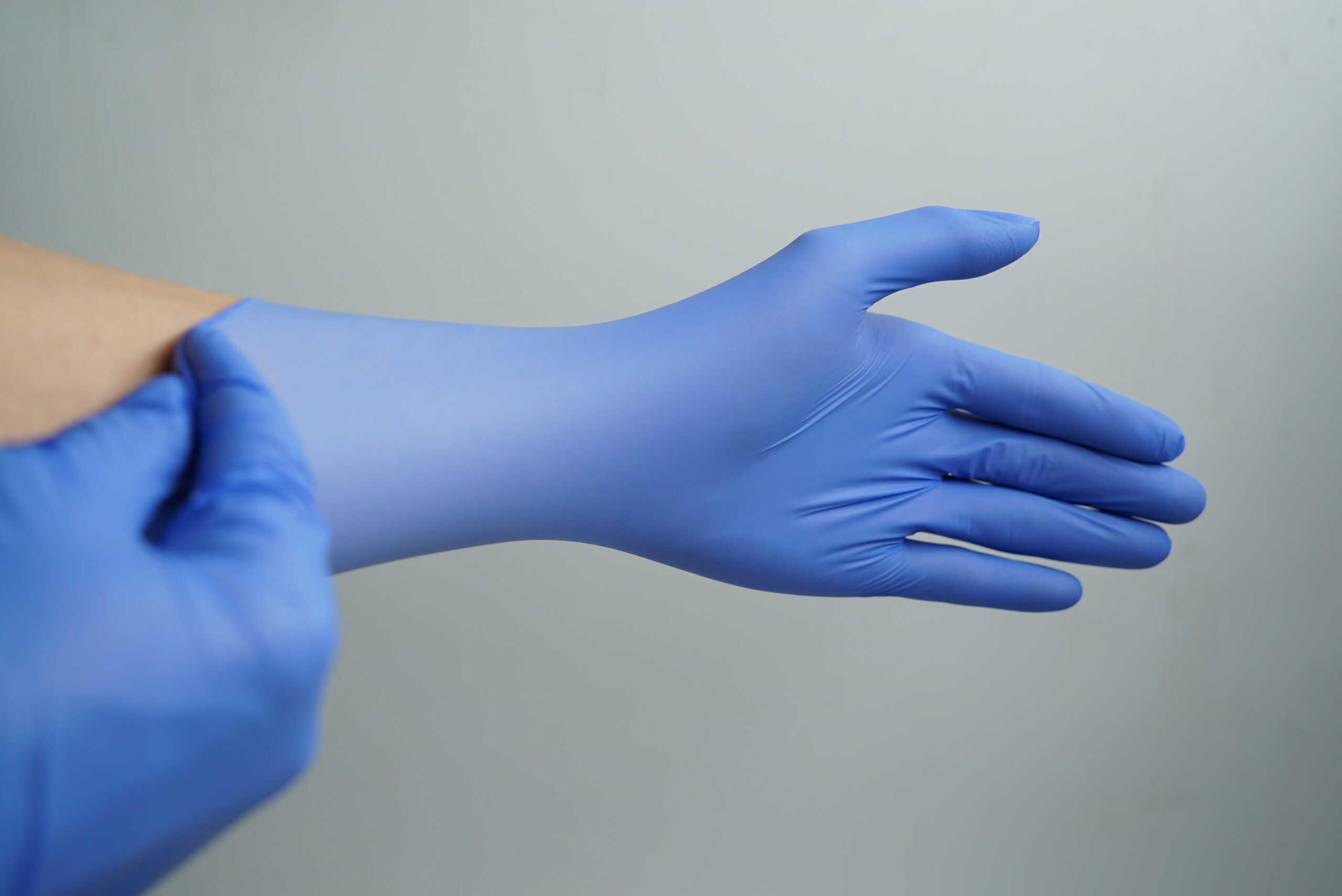 thumbnail image 2 of Advance 5 Mil Blue Nitrile Exam Gloves – Powder-Free, Medium, 1000-Count Bulk Box 2 of 4