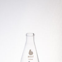 Shake Flask w/ 3 Baffles & Break Resistant Lip 125mL SKU: 2541-00125