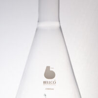 Shake Flask w/ 3 Baffles & Break Resistant Lip 2L SKU:2541-02000