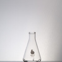 Shake Flask w/ Extra Deep Side Baffles & Break Resistant Lip 300mL SKU:2542-00300