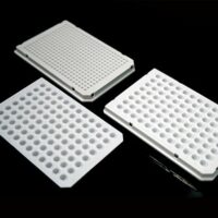0.1 mL 96 Well PCR Plate, Full Skirt, Clear, H1 Notch, Sterile, 5/bag, 25/pk, 100/cs