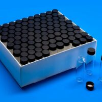 3 Dram, 19x65mm Vial, 15-425mm Thread, Black Polypropylene Solid Top Cap, PTFE/F217 Lined